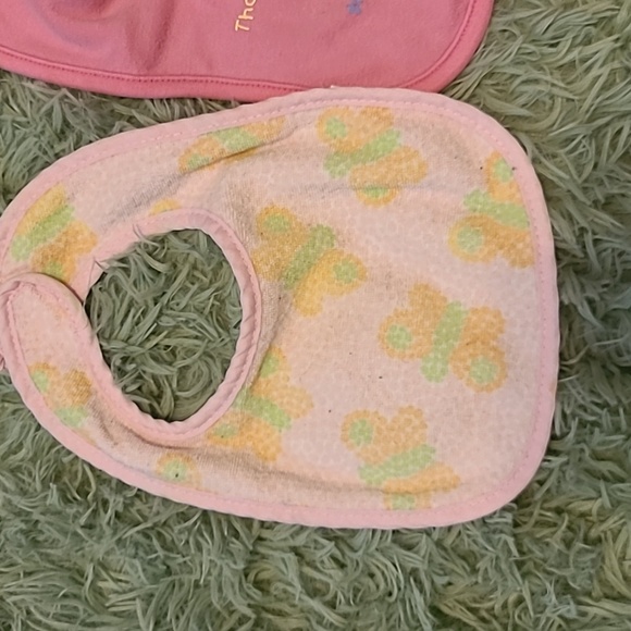 Bib Lot - Picture 4 of 5